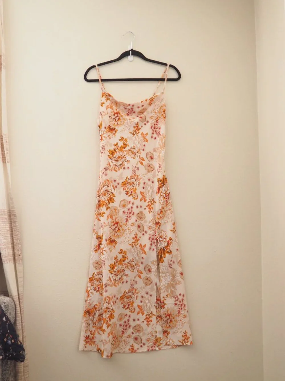 NWT Petal & Pup Yelena Satin Floral Spaghetti Strap Cowl Neck Maxi Dress sz US 8 - Picture 7 of 12